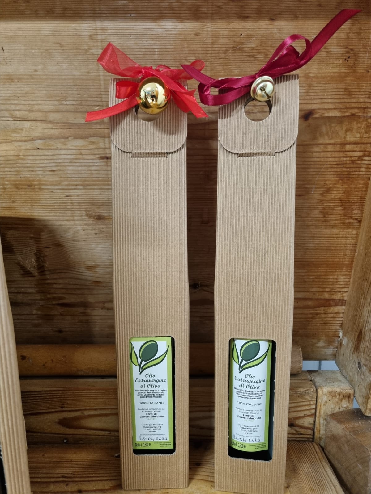 Bottiglia di olio filtrato da mezzo Litro in confezione regalo